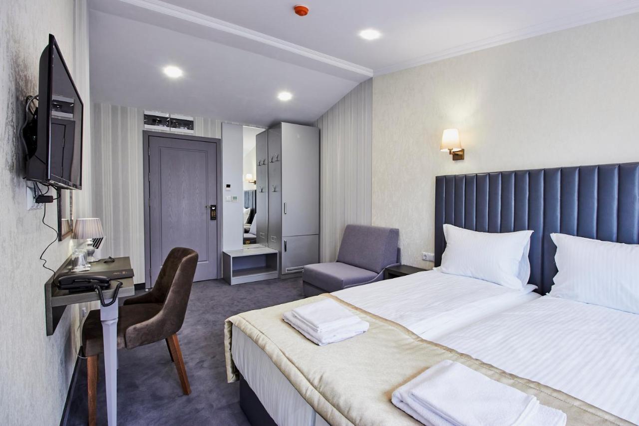 Hotel паризи Kazanlak